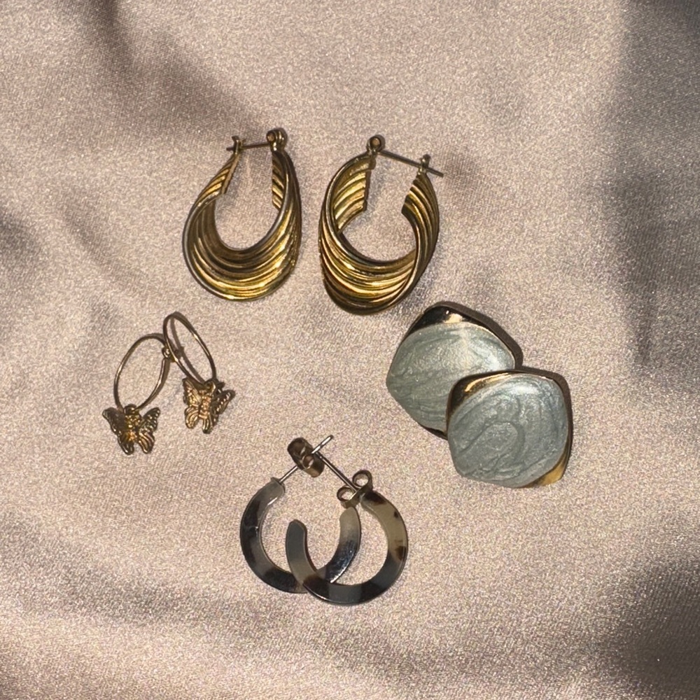 Lot of 4 Pairs Vintage and Modern Earrings